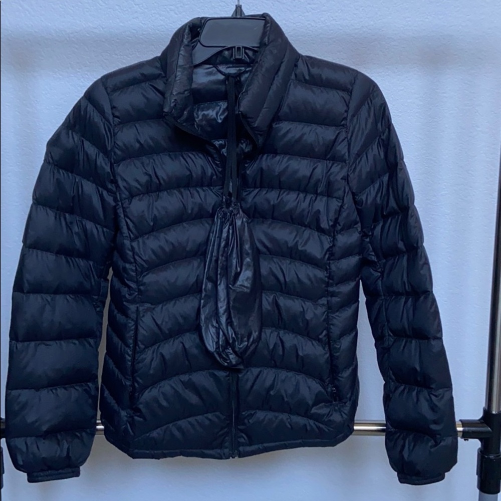 COPY - Uniqlo dark navy blue down jacket